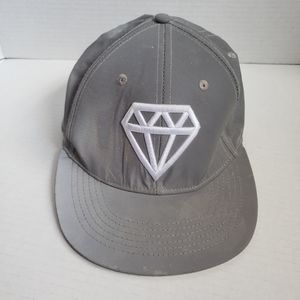 Carbon Elements Snapback